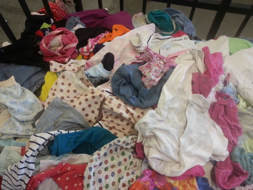 Mix Clothing (Full Loads)